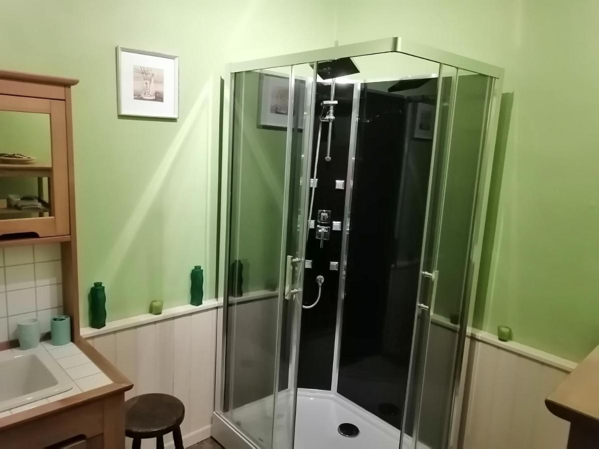 Bed and Breakfast Vingt Grand Rue Champagne-Mouton Zewnętrze zdjęcie