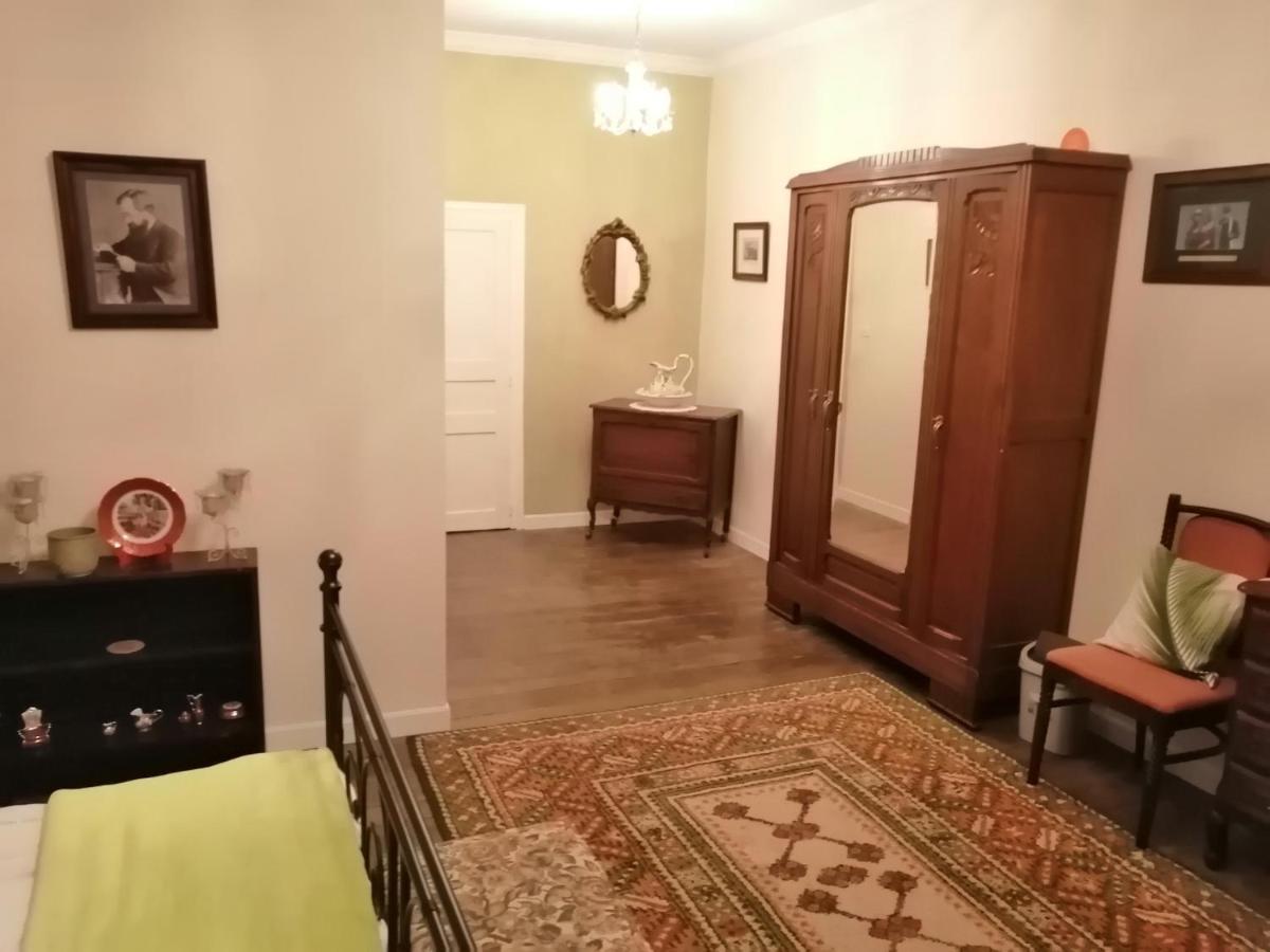 Bed and Breakfast Vingt Grand Rue Champagne-Mouton Zewnętrze zdjęcie